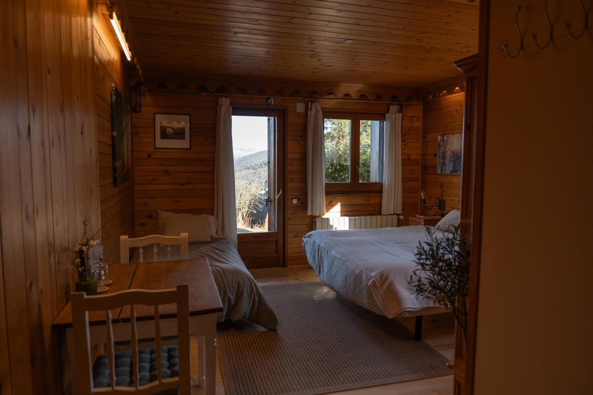 Minds & Mountains Eco Lodge Ла-Молина Экстерьер фото