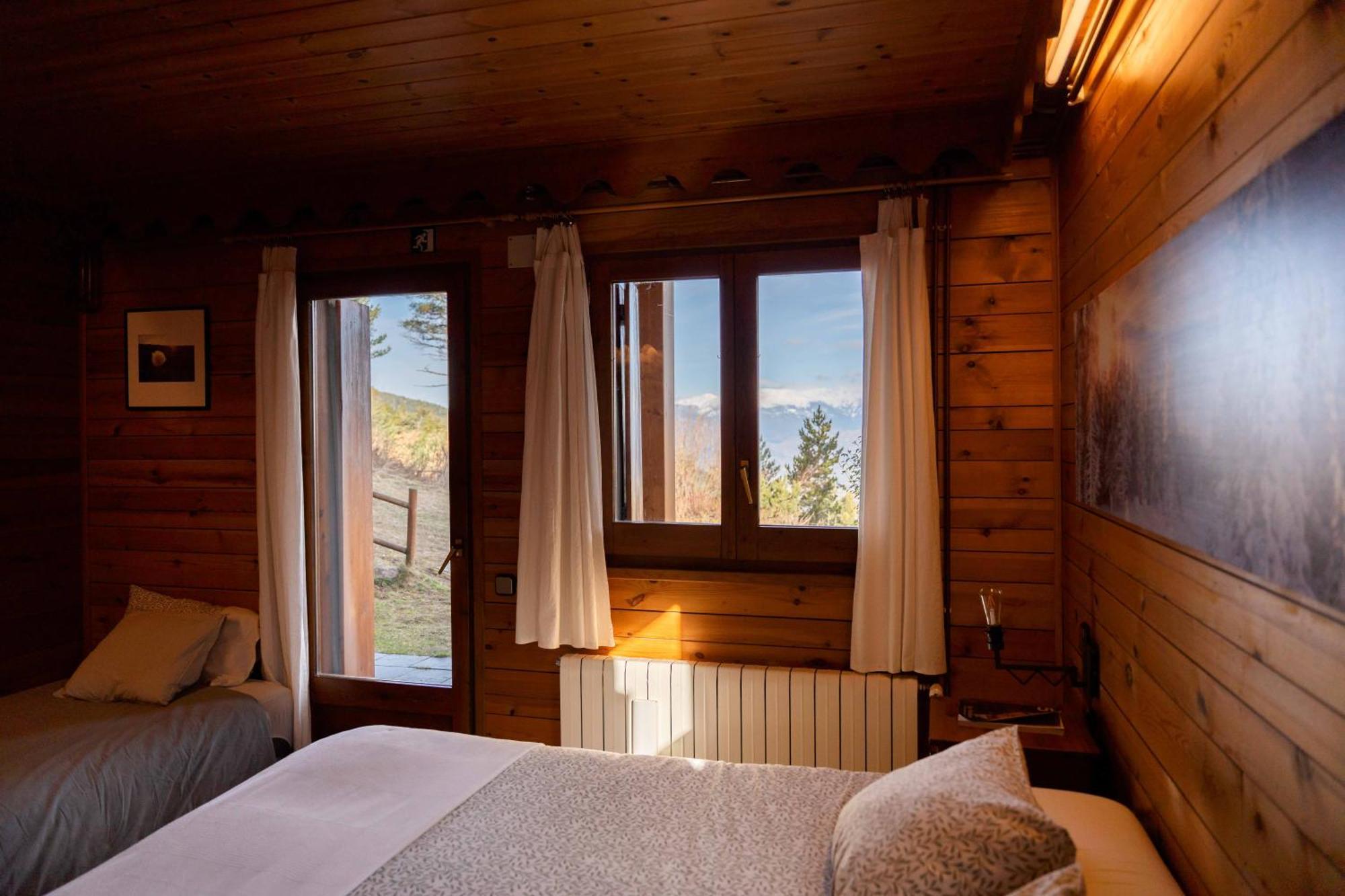 Minds & Mountains Eco Lodge Ла-Молина Экстерьер фото